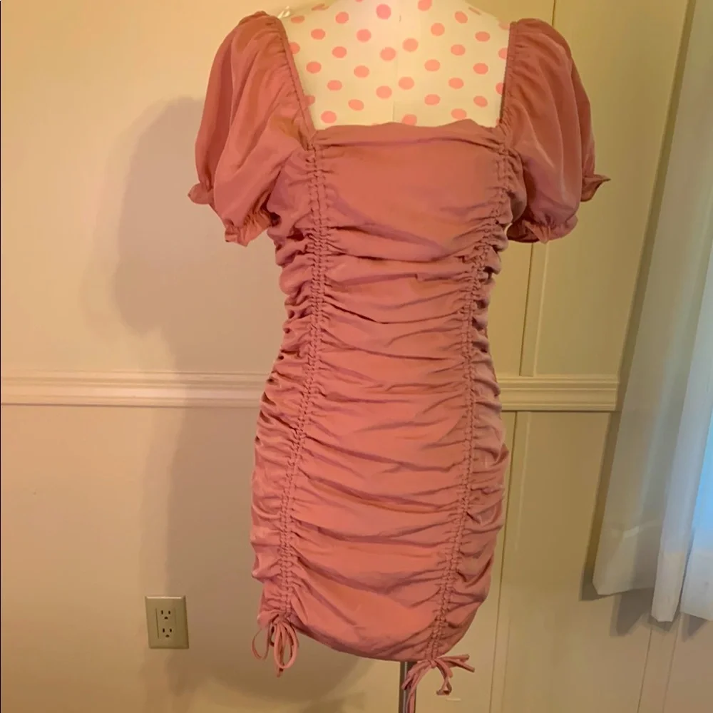 Love tree Elegant Puffed sleeve Dusty rose pink Ruched Dress size Large NEW Cute